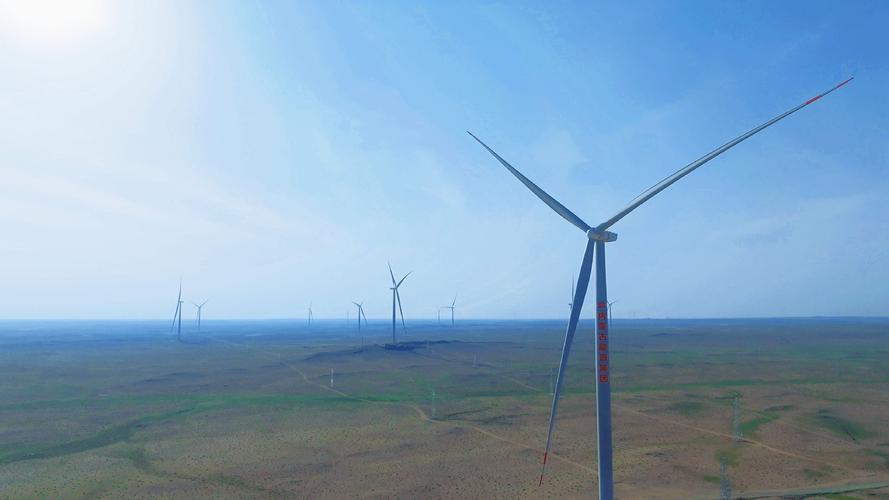 電站裝機(jī)容量達(dá)150萬(wàn)千瓦,新建150臺(tái)單機(jī)容量10兆瓦的風(fēng)力發(fā)電機(jī)組,設(shè)